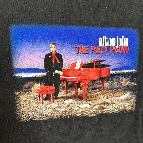 Elton John The Red Piano Tour at Caesars Palace Las Vegas Black Tee Size Medium - Picture 2 of 5